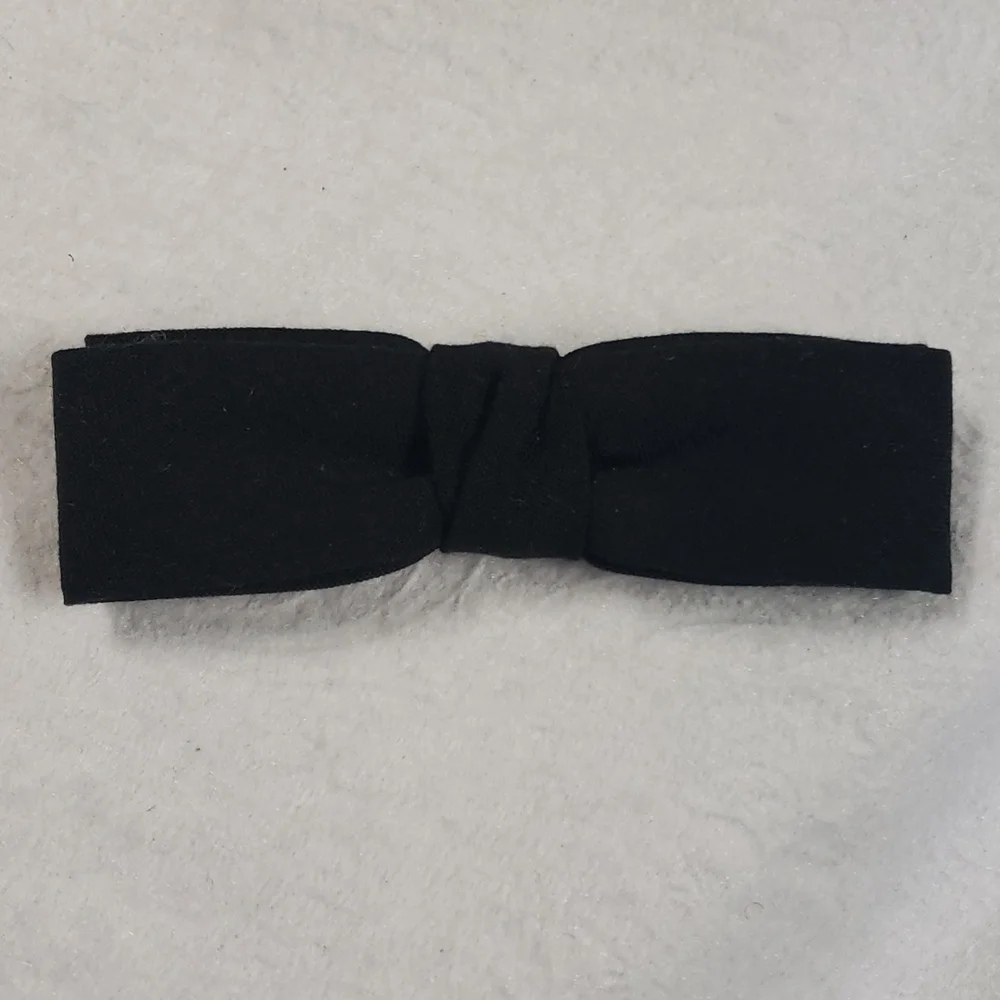 1960s Vintage Boys Royal Alligator Clip-on Black Bowtie